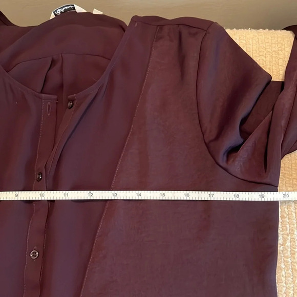 REITMANS women M multilayer blouse  wine burgundy bib style roll-up sleeve sheer - Picture 11 of 12